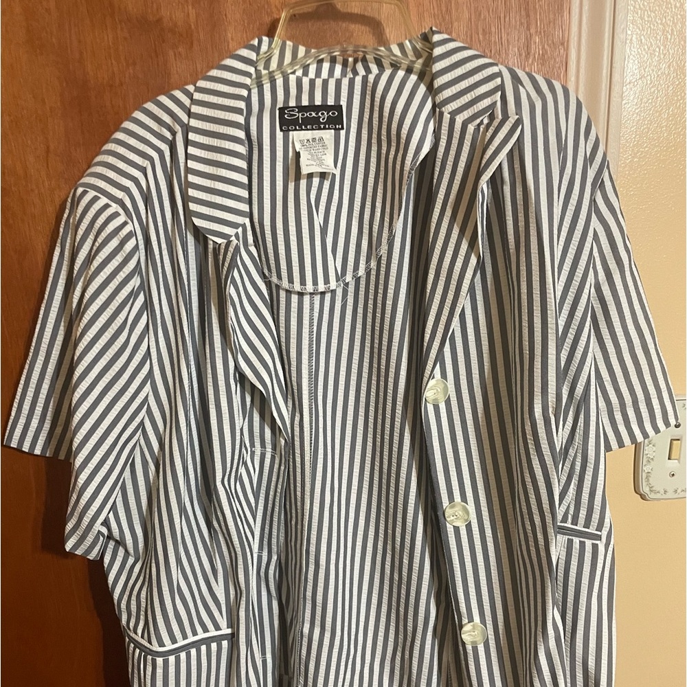 Women’s blouse